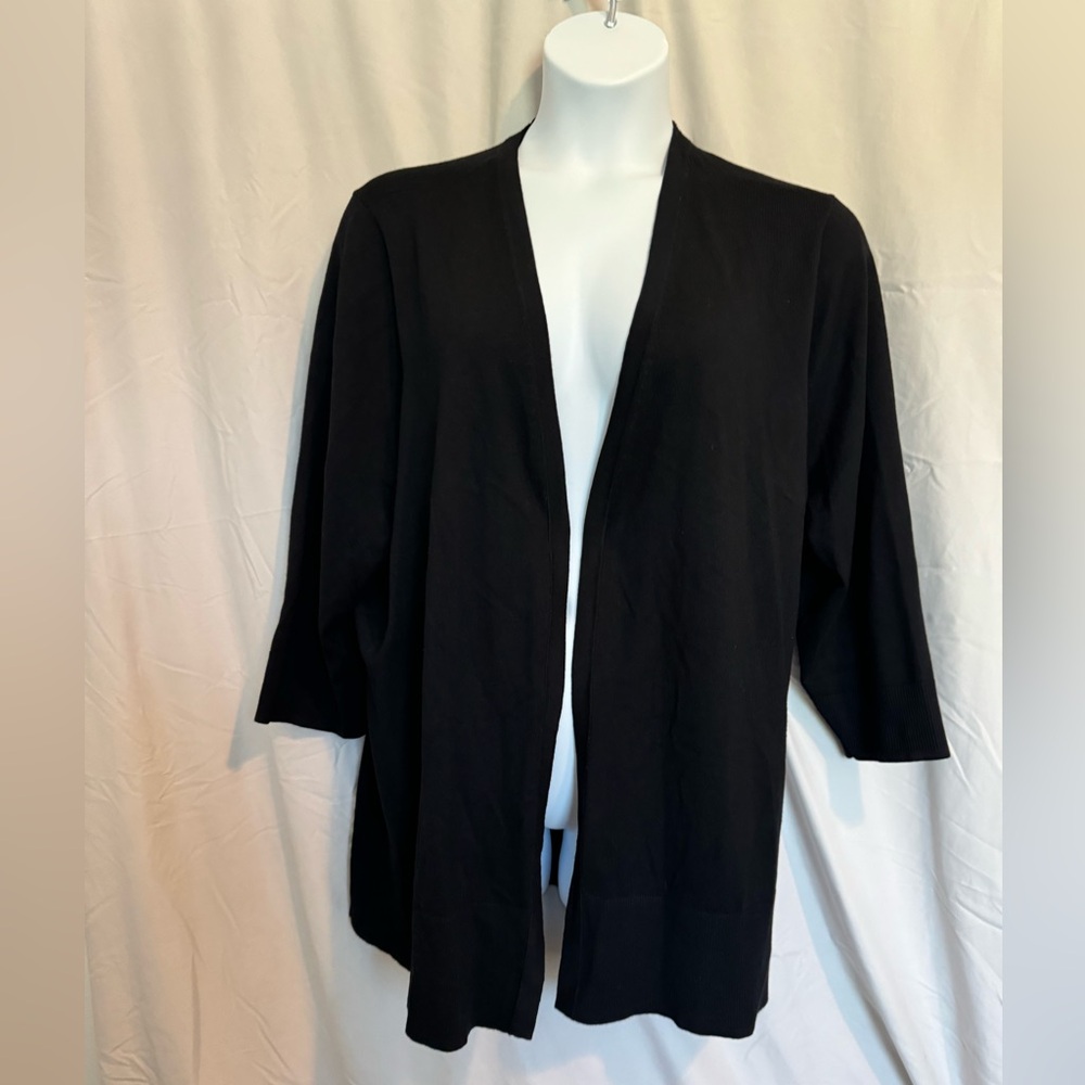 Lane Bryant Open Front Cardigan Sweater.  Plus size 26/28.  Black 3/4 sleeve